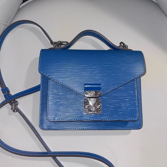 Louis Vuitton Monceau bag in Epi Leather - Picture 1 of 9